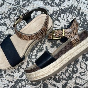Crown Vintage Platform Sandals